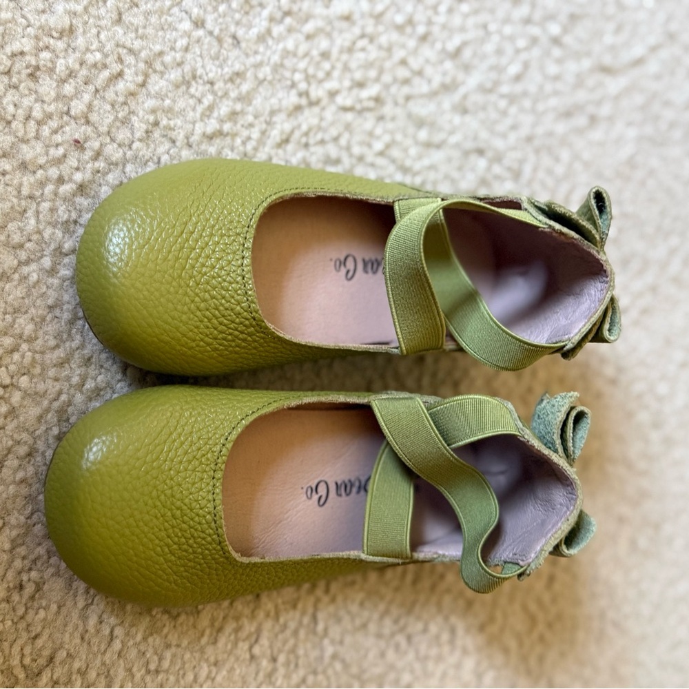 A bear co. Girls' Olive Green Mary Jane Shoes with Cross Strap